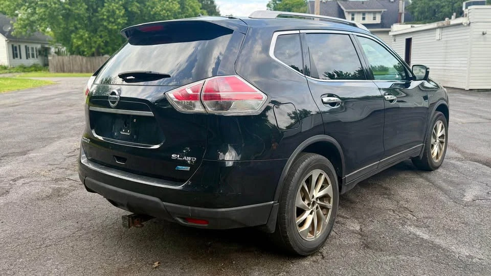 2015 Nissan Rogue - Image 5 of 15