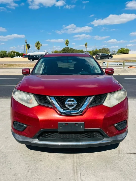 2015 Nissan Rogue - Image 4 of 8
