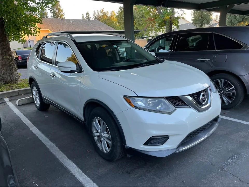 2015 Nissan Rogue - Image 11 of 11