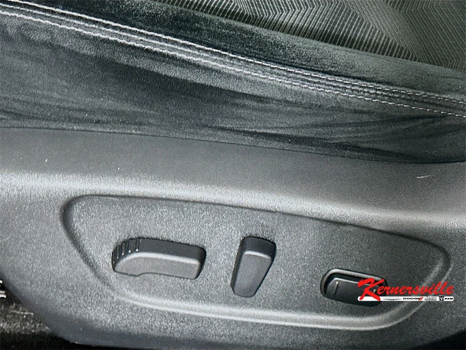 2015 Nissan Rogue - Image 21 of 21