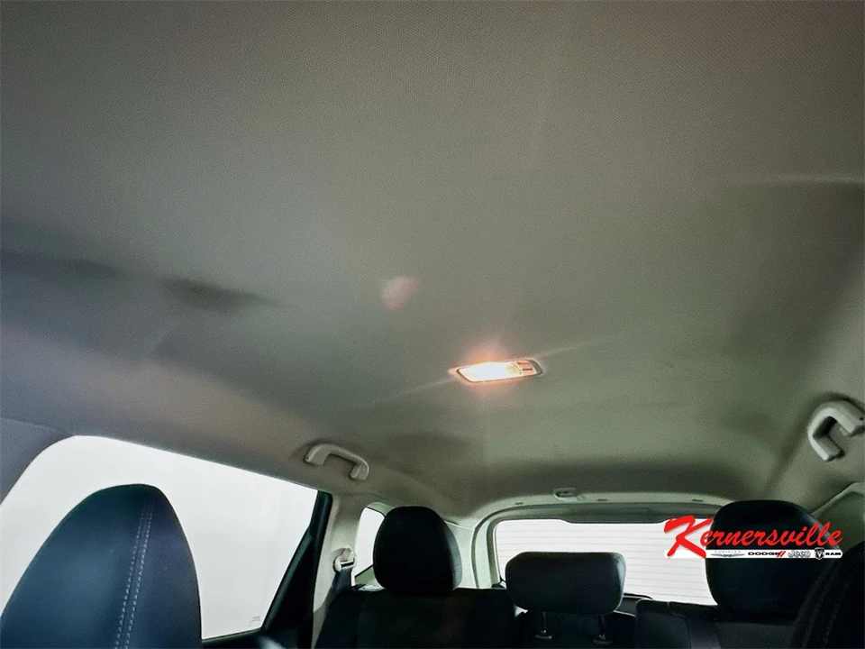2015 Nissan Rogue - Image 20 of 21