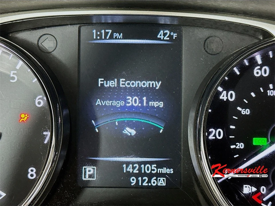 2015 Nissan Rogue - Image 15 of 21