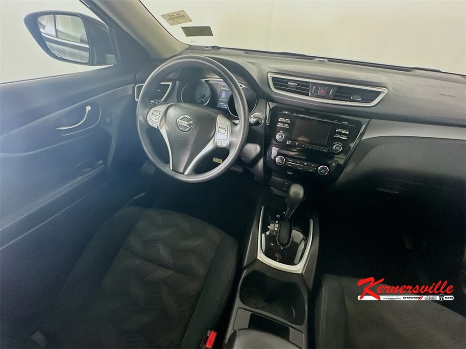 2015 Nissan Rogue - Image 9 of 21