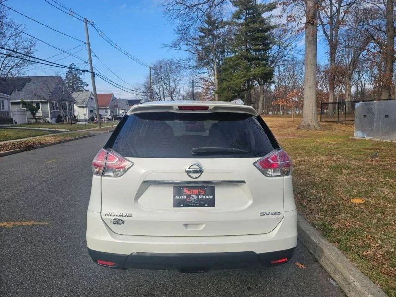 2015 Nissan Rogue - Image 12 of 12