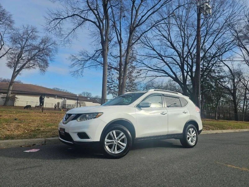 2015 Nissan Rogue - Image 2 of 12