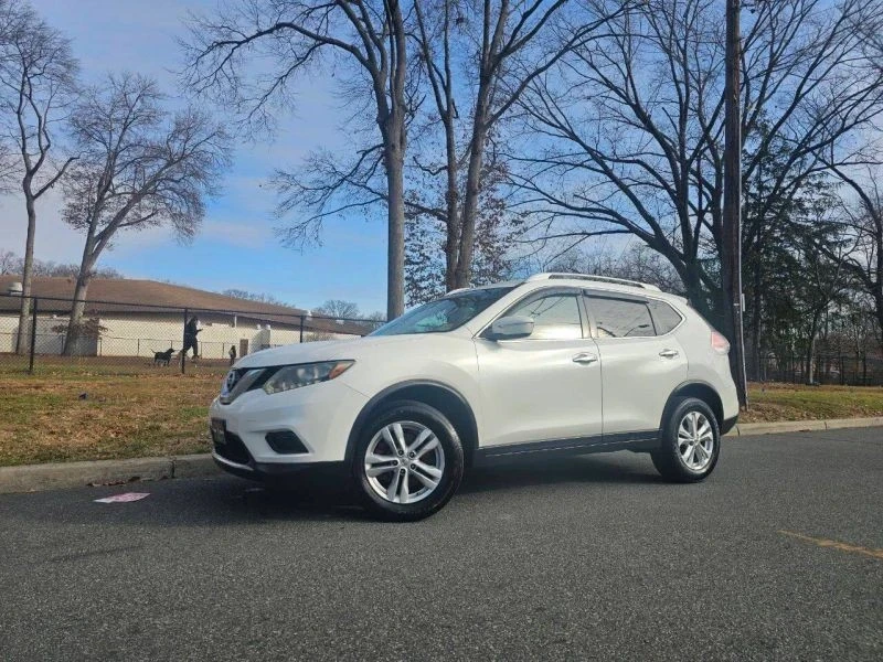 2015 Nissan Rogue - Image 4 of 12
