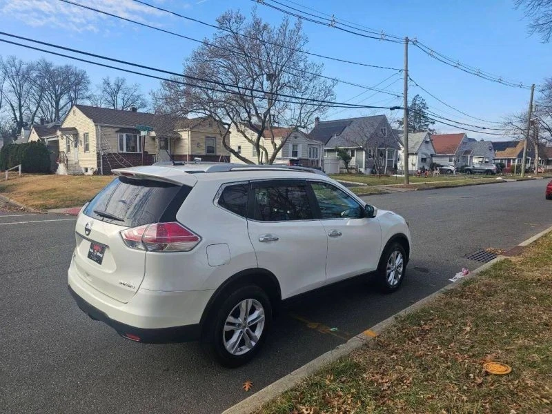 2015 Nissan Rogue - Image 11 of 12