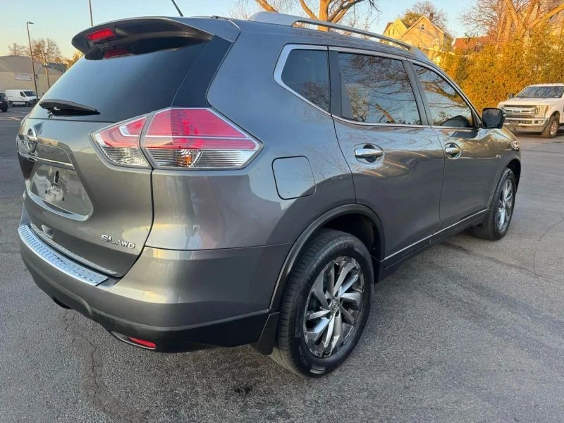 2015 Nissan Rogue - Image 7 of 12