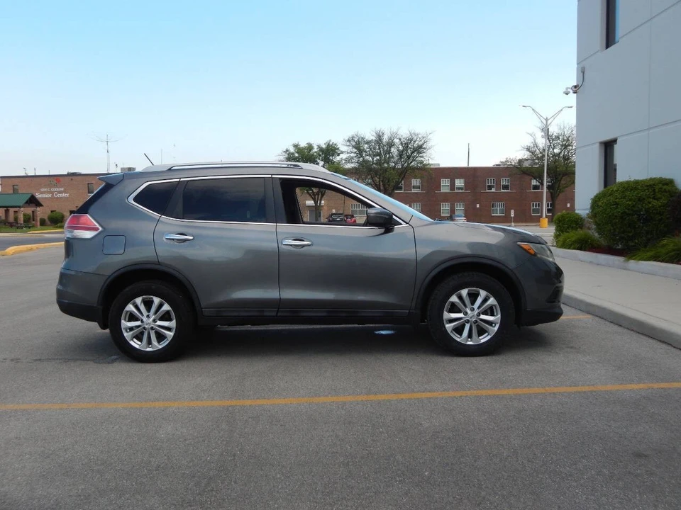 2015 Nissan Rogue - Image 20 of 21