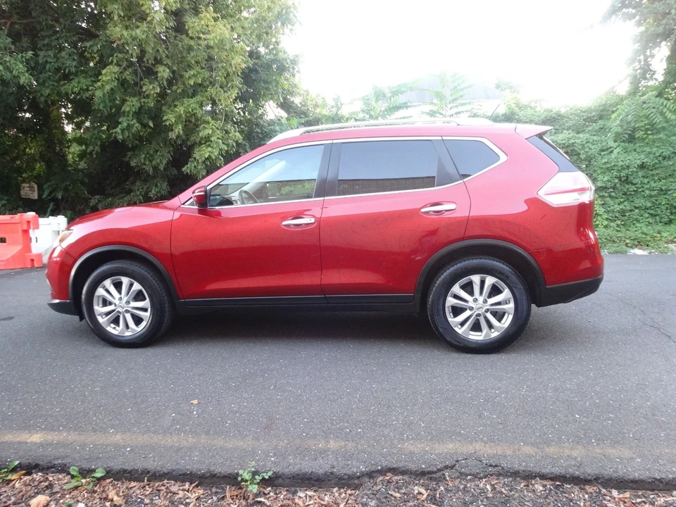 2015 Nissan Rogue - Image 8 of 20