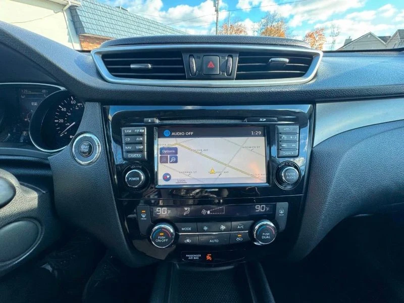 2015 Nissan Rogue - Image 5 of 12