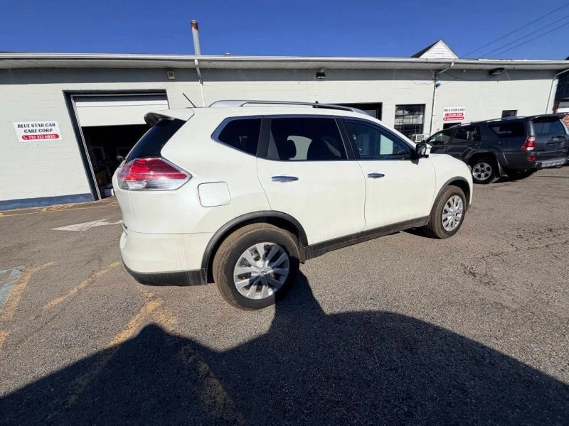 2015 Nissan Rogue - Image 7 of 12