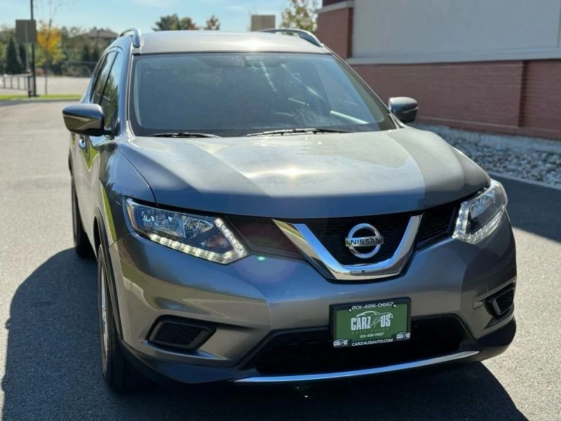 2015 Nissan Rogue - Image 4 of 12