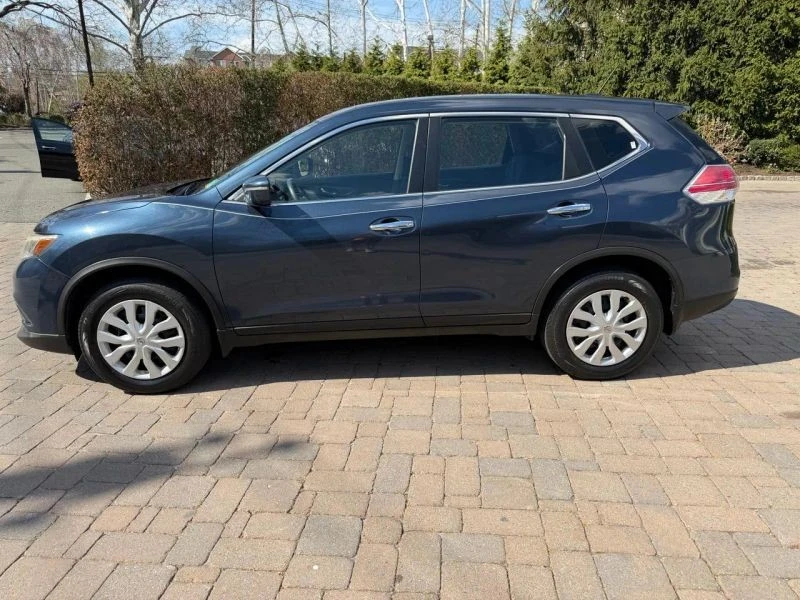 2015 Nissan Rogue - Image 9 of 12