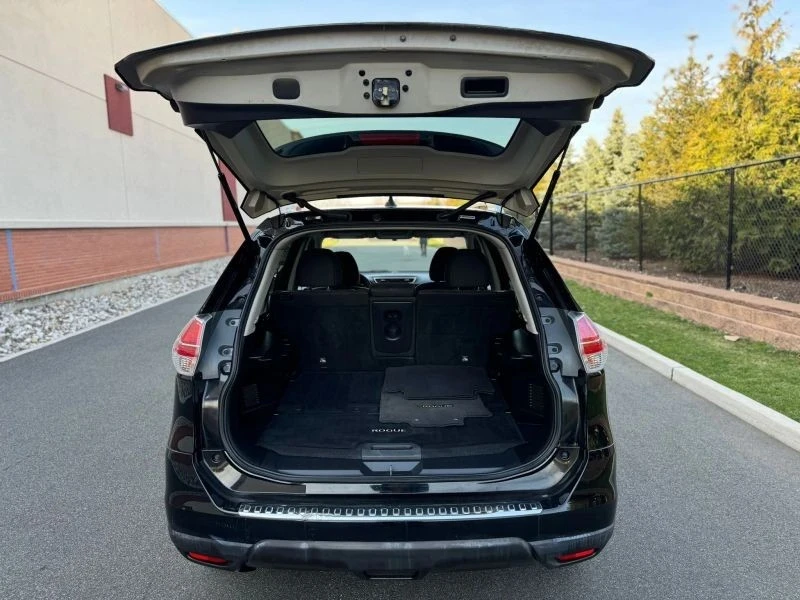2015 Nissan Rogue - Image 9 of 12