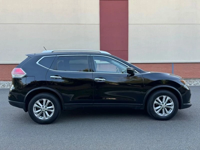 2015 Nissan Rogue - Image 4 of 12