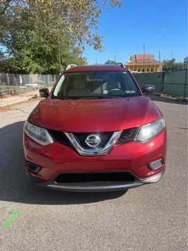 2015 Nissan Rogue SV Sport Utility 4D