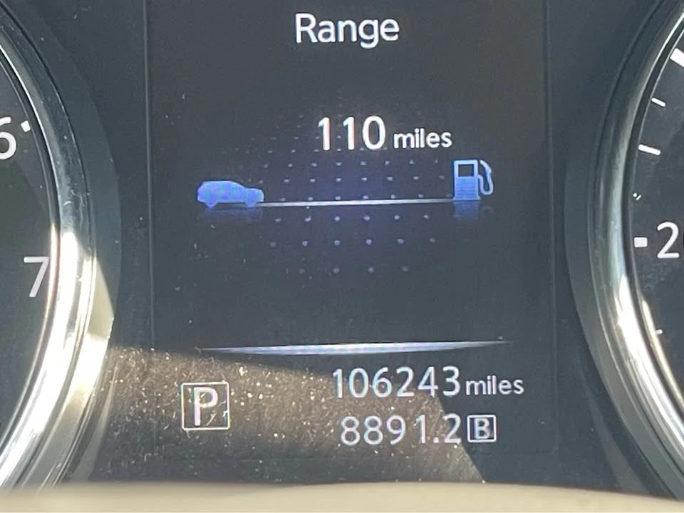2015 Nissan Rogue - Image 10 of 11