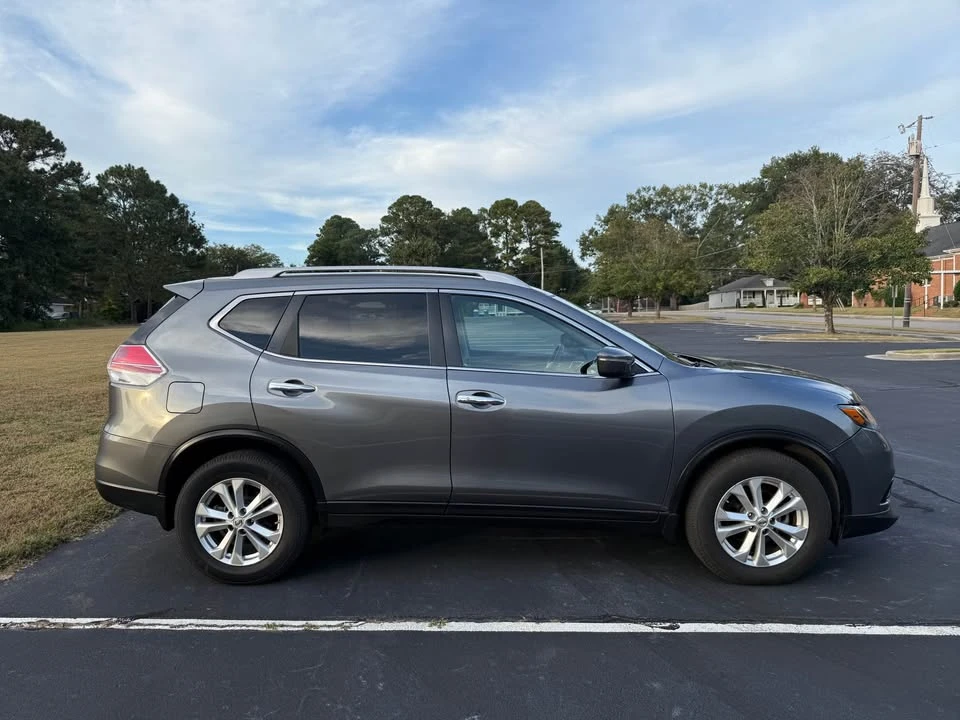 2015 Nissan Rogue - Image 9 of 19
