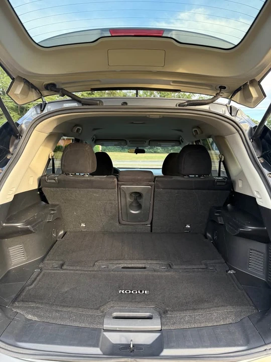2015 Nissan Rogue - Image 14 of 19