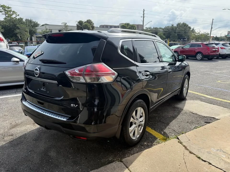 2015 Nissan Rogue - Image 3 of 12