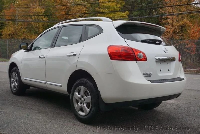2015 Nissan Rogue - Image 5 of 12