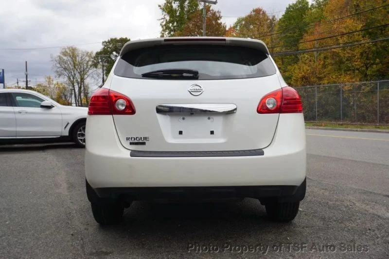 2015 Nissan Rogue - Image 6 of 12