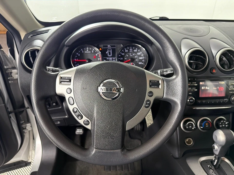 2015 Nissan Rogue - Image 11 of 21