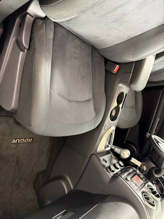 2015 Nissan Rogue - Image 20 of 21