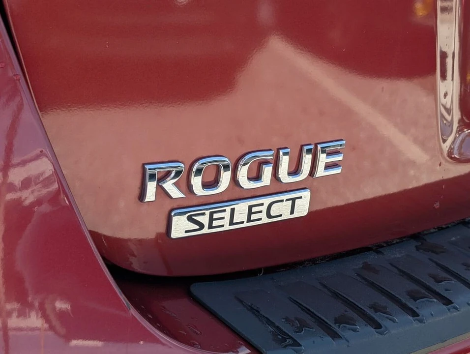 2015 Nissan Rogue - Image 13 of 28