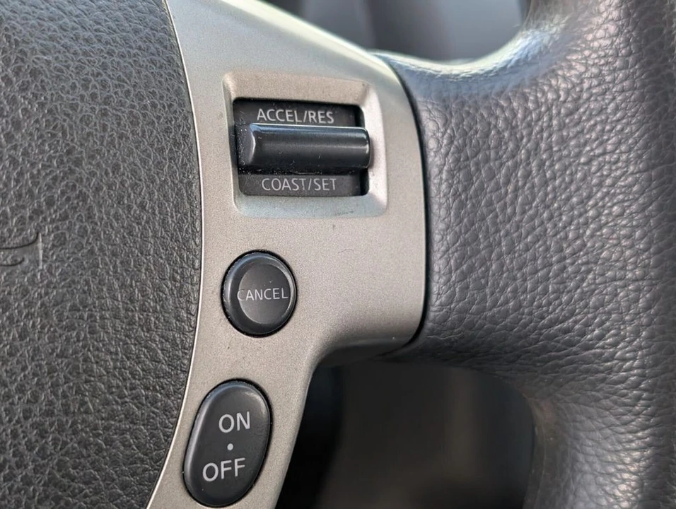 2015 Nissan Rogue - Image 14 of 21
