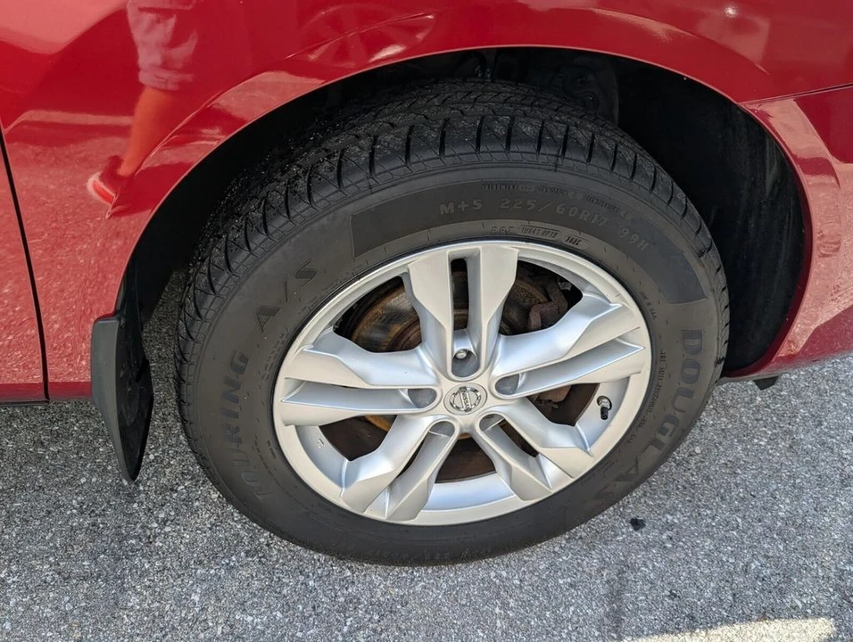 2015 Nissan Rogue - Image 9 of 21