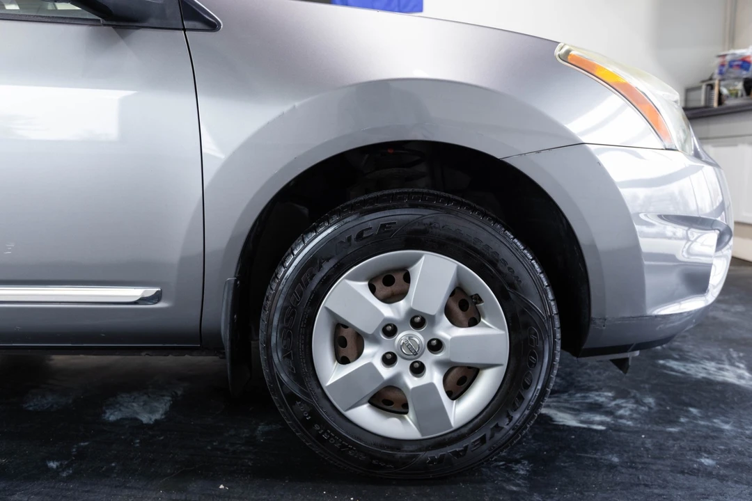 2015 Nissan Rogue - Image 15 of 21