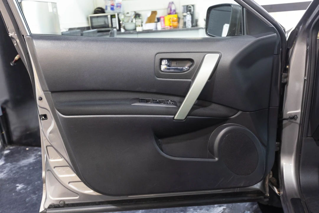2015 Nissan Rogue - Image 21 of 21