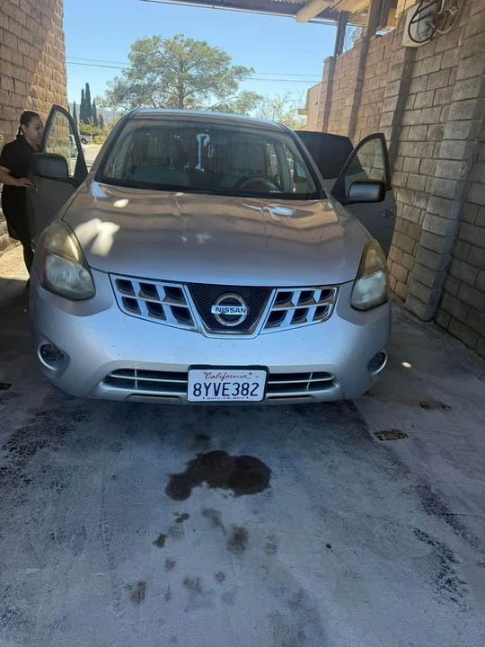 2015 Nissan Rogue - Image 3 of 9