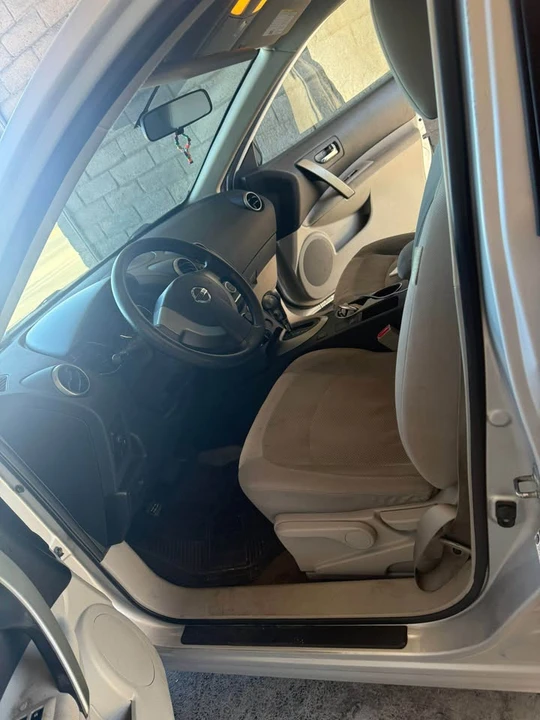 2015 Nissan Rogue - Image 7 of 9