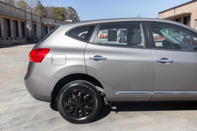 2015 Nissan Rogue - Image 15 of 21