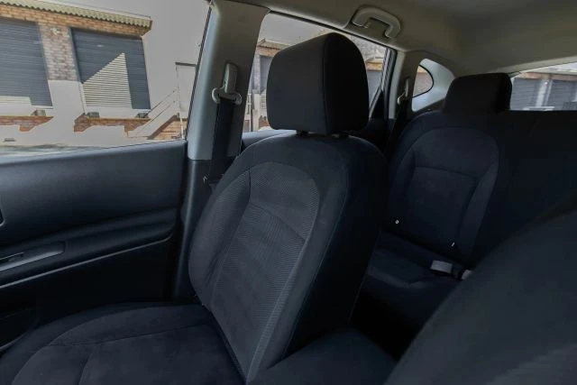 2015 Nissan Rogue - Image 22 of 31