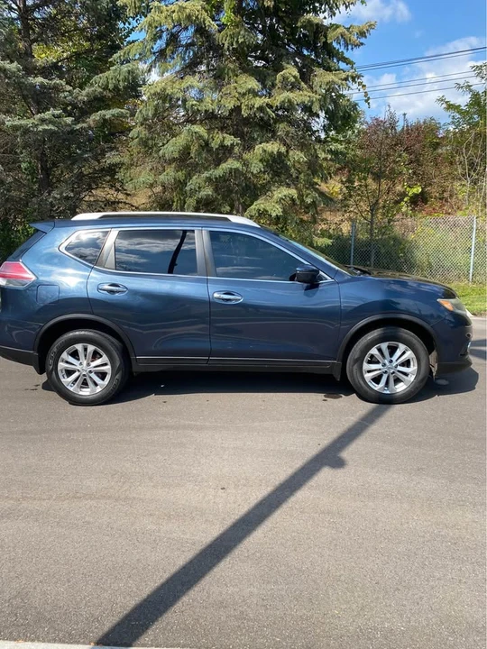 2015 Nissan Rogue - Image 4 of 15