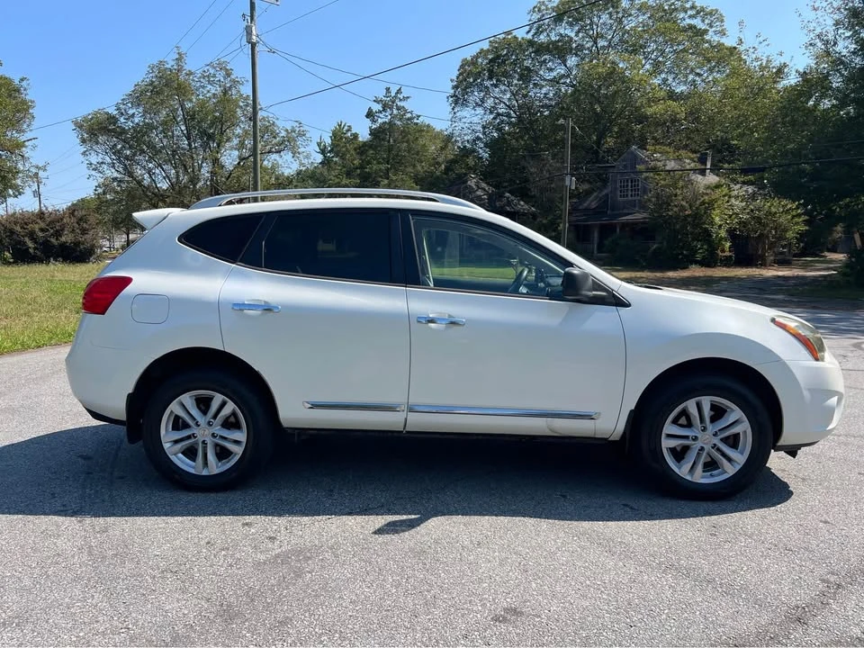 2015 Nissan Rogue - Image 6 of 16
