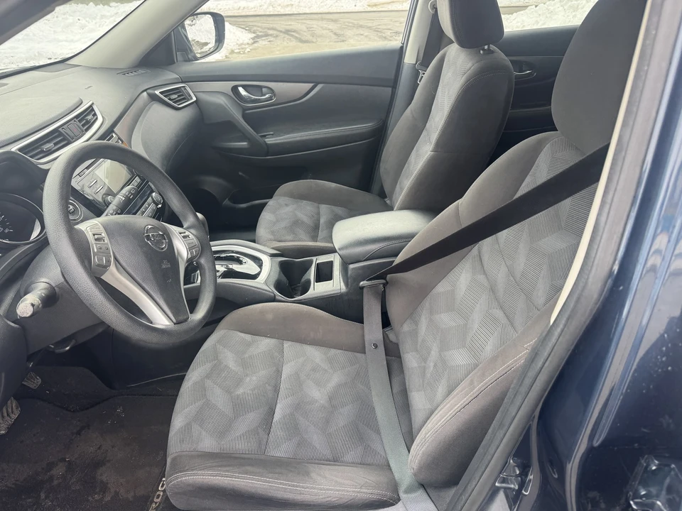 2015 Nissan Rogue - Image 12 of 21