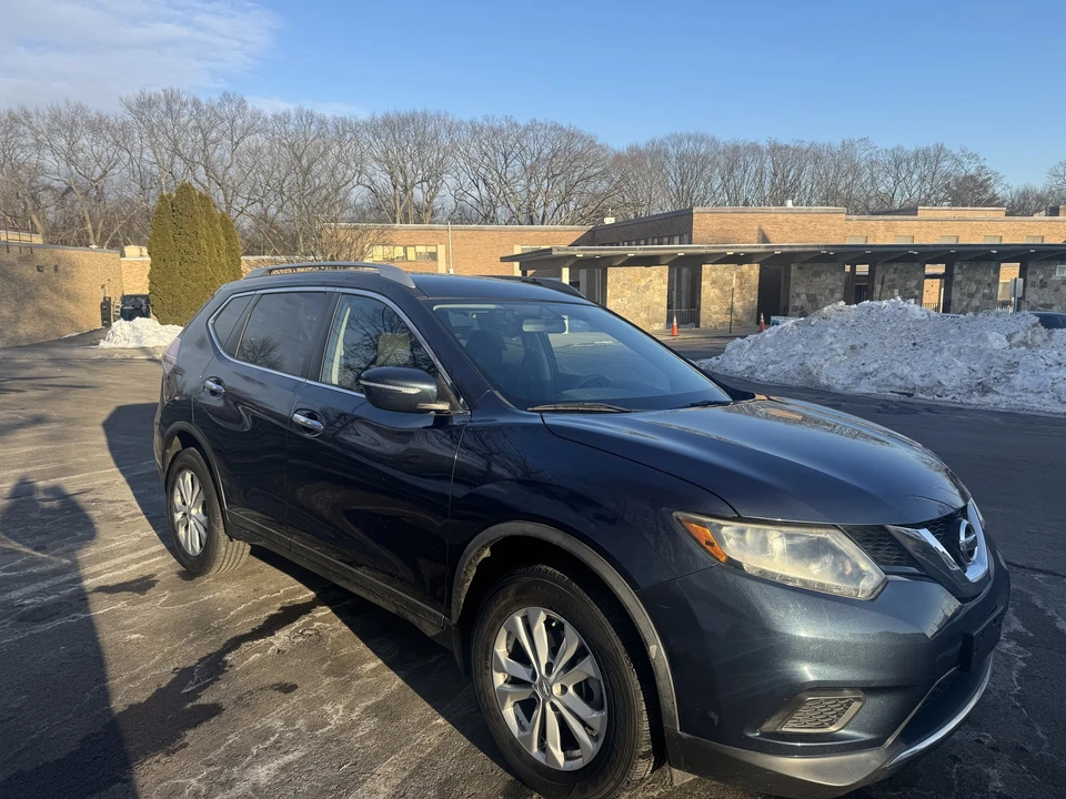 2015 Nissan Rogue - Image 18 of 21