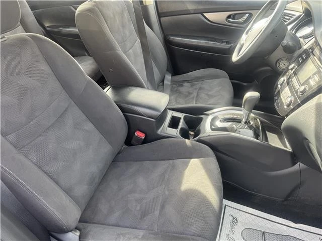2015 Nissan Rogue - Image 16 of 21