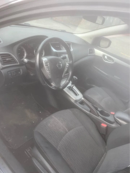 2015 Nissan Sentra 7th Gen - Image 5 of 6