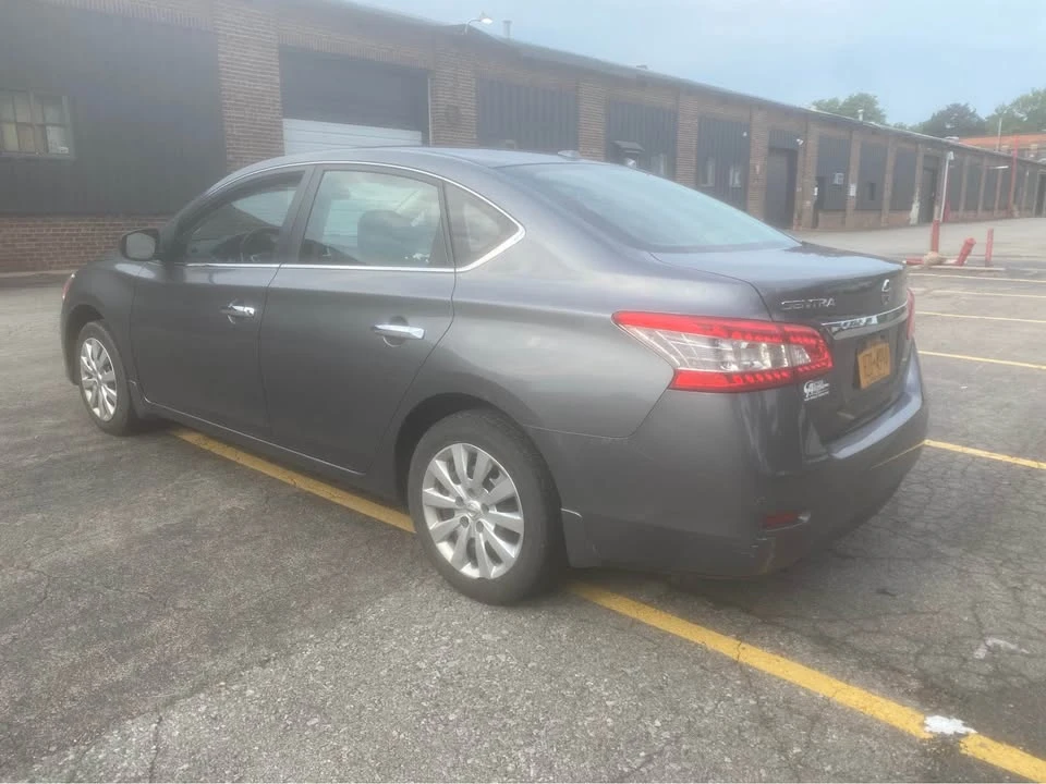 2015 Nissan Sentra 7th Gen - Image 4 of 6