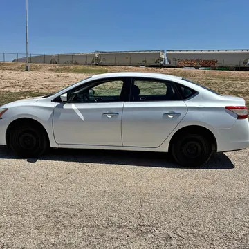 2015 Nissan Sentra 1.8 S Sedan 4D