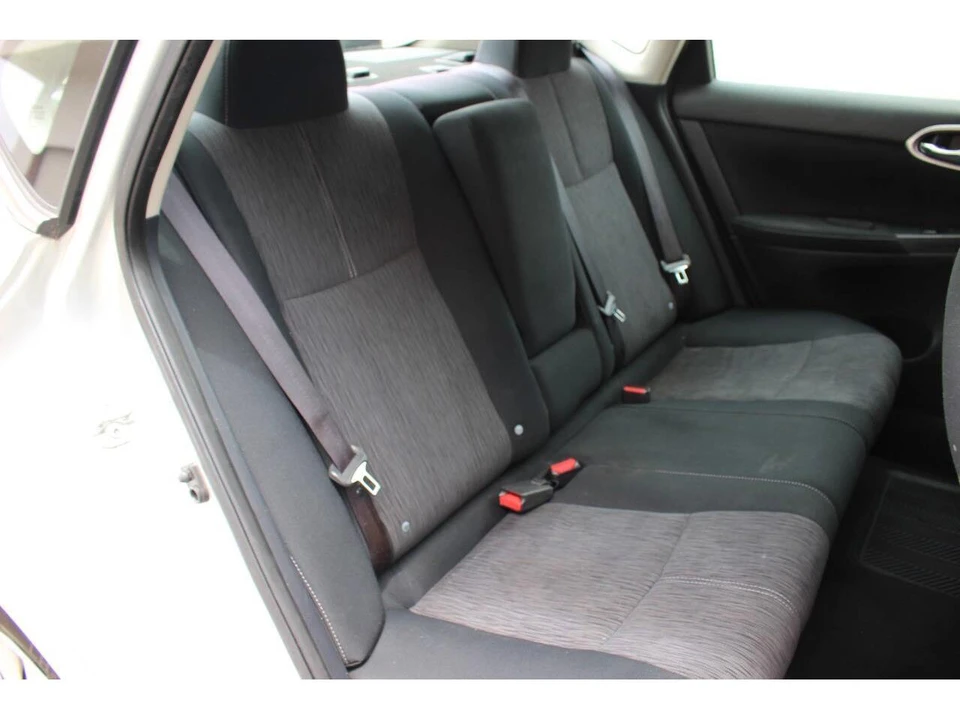 2015 Nissan Sentra 7th Gen - Image 30 of 31