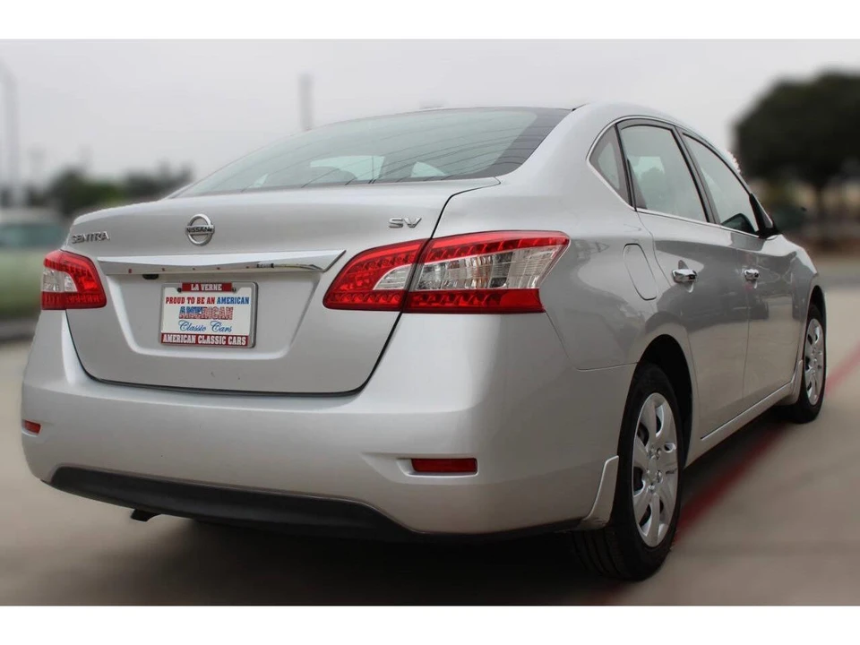 2015 Nissan Sentra 7th Gen - Image 8 of 31
