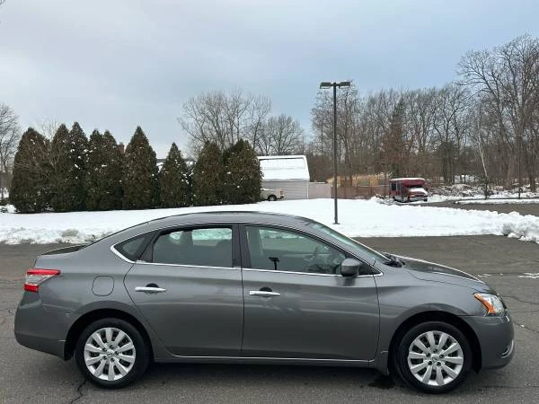 2015 Nissan Sentra 7th Gen - Image 4 of 10