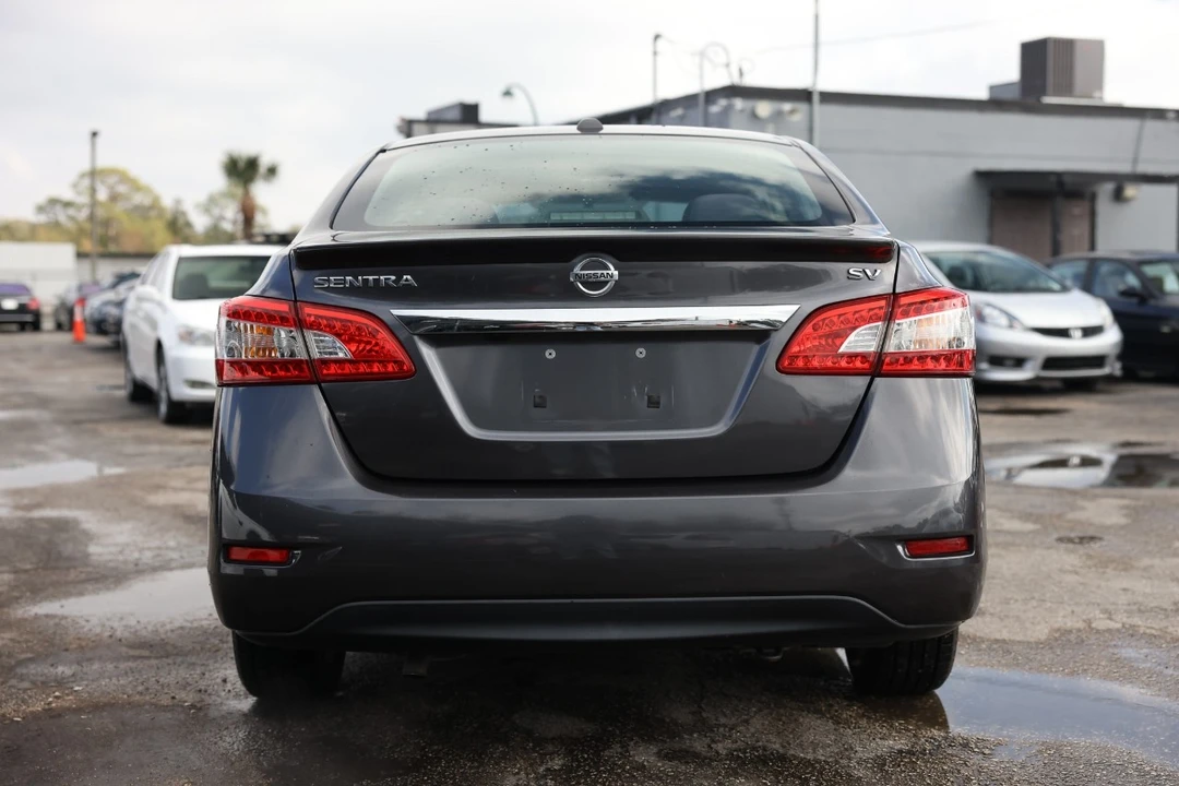 2015 Nissan Sentra 7th Gen - Image 7 of 12